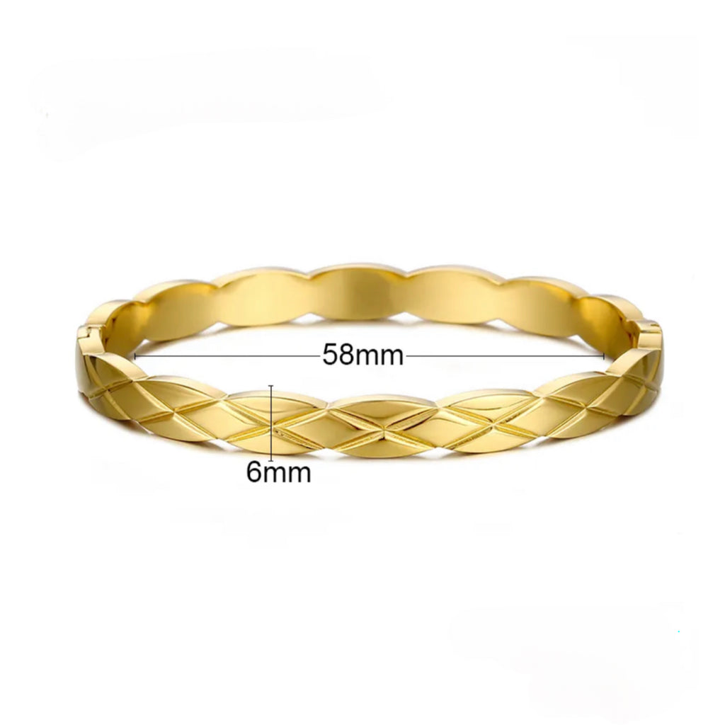 Cross check pattern Bangle Bracelet - 18K Gold Plated