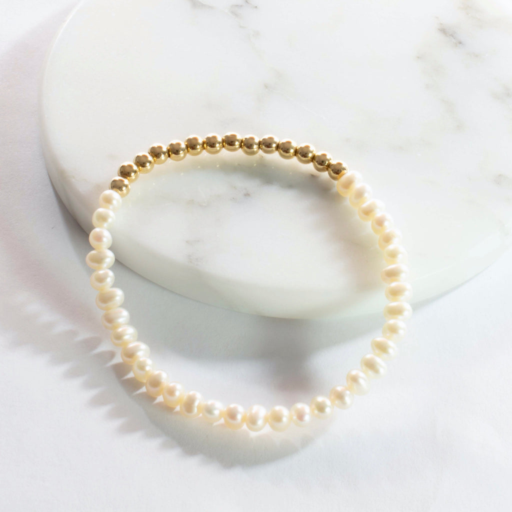 Freshwater Pearls Stretch Bracelet - Gold