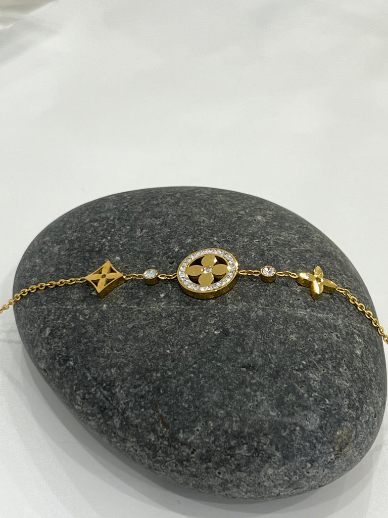 CZ Design Clover Chain Bracelet - Gold