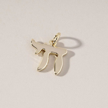 Jewish Chai Amulet Charm - Gold