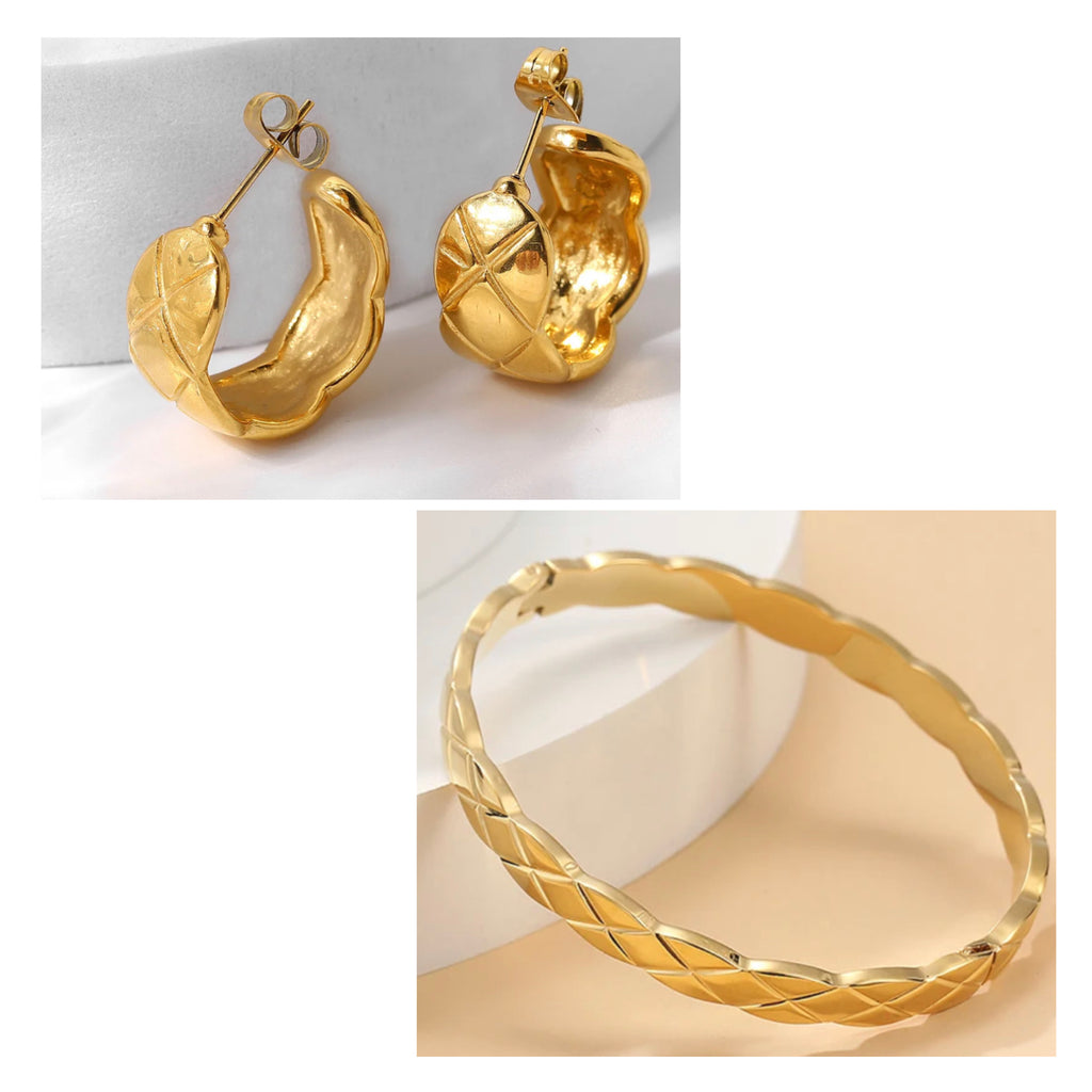atorakushon Pack of 2 Pcs Multipurpose Necklace Earring bangle bracelet set  half set box Jewelry Makeup Vanity Box (Crem) : Amazon.in: Jewellery