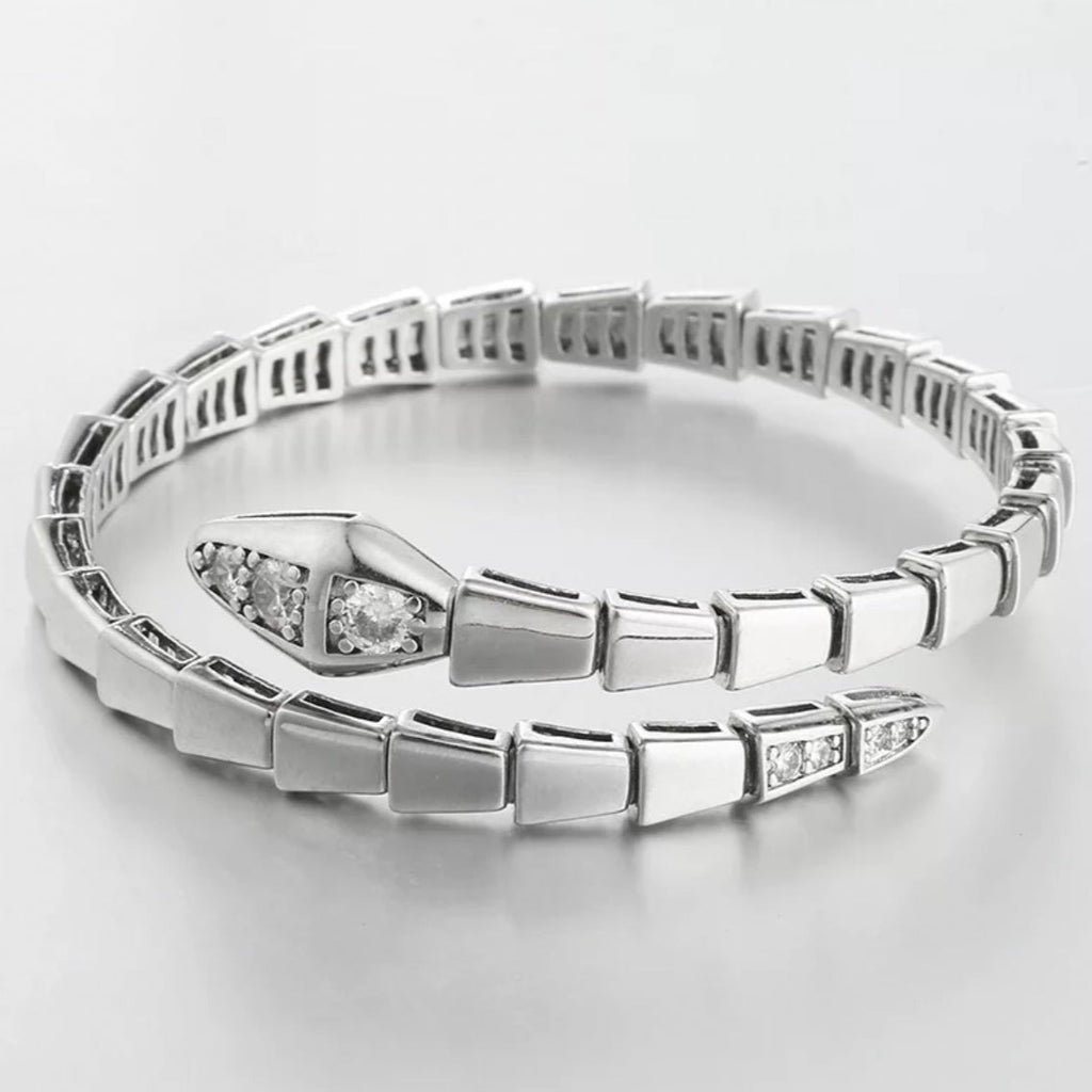 Halo diamond Bracelet For Women In 14K Rose Gold | Fascinating Diamonds