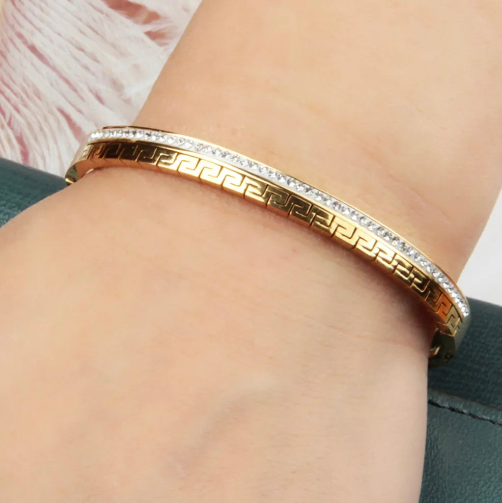 Buy Mia By Tanishq Nature's Finest Gold Glimmering Harmony Bangle Online At  Best Price @ Tata CLiQ