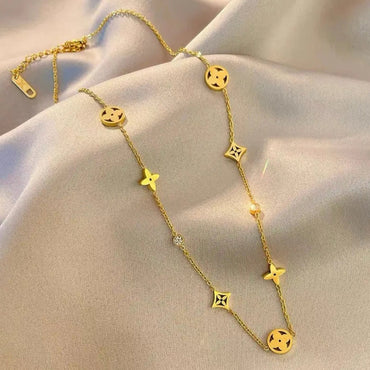 Multi charm gold - Gold necklaces - Trium Jewelry
