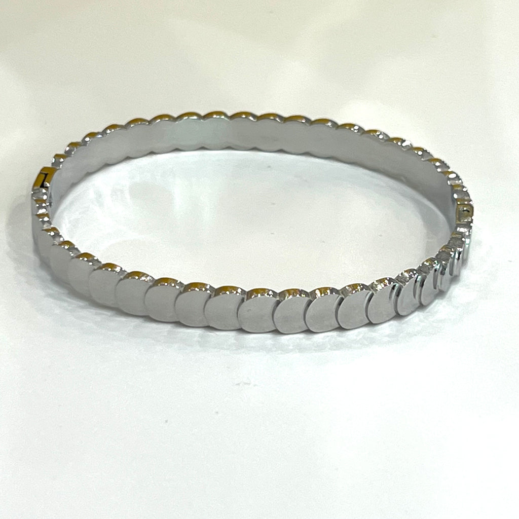 Geometric Pattern Stainless Steel Bangle Bracelet - Silver