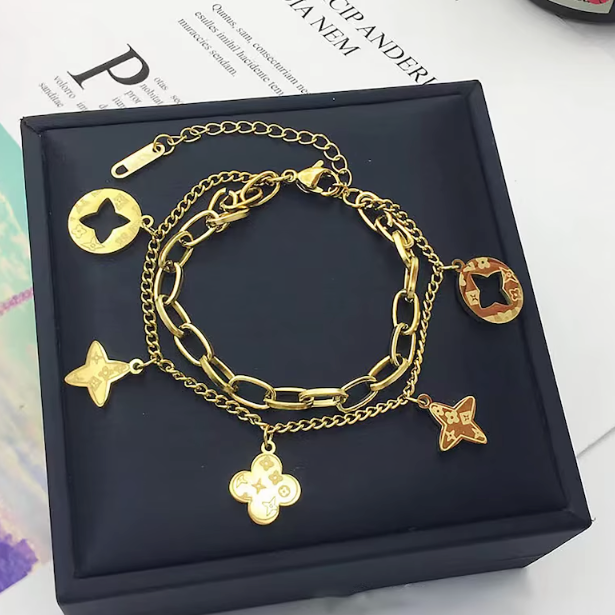 Charm bracelet Jewellery Louis Vuitton Gold, louis vuitton, bracelet,  diamond, gold png